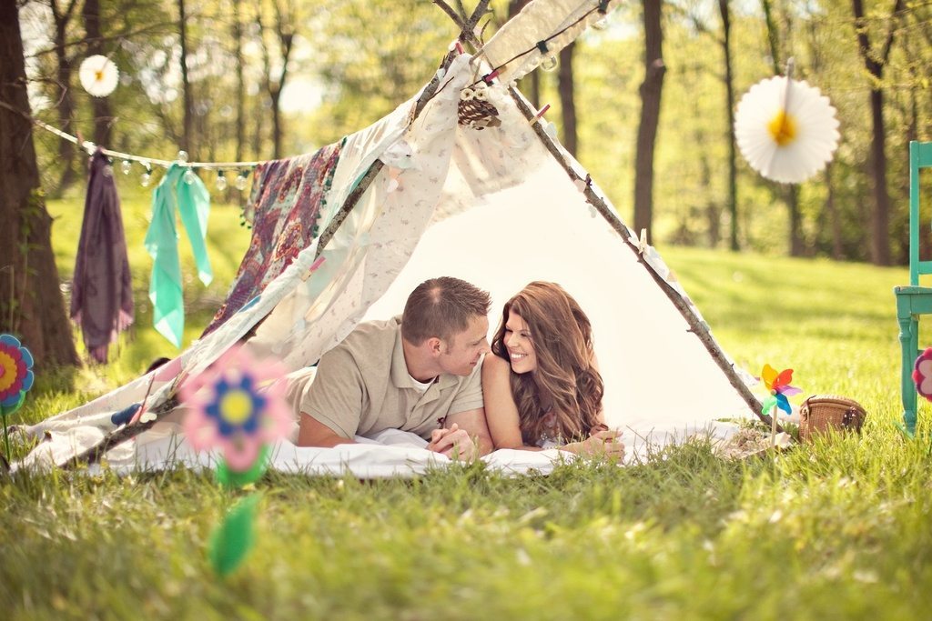 wedding-photography-unique-engagement-session-outdoors-rustic-romance-bride-groom-in-handmade-teepee.full
